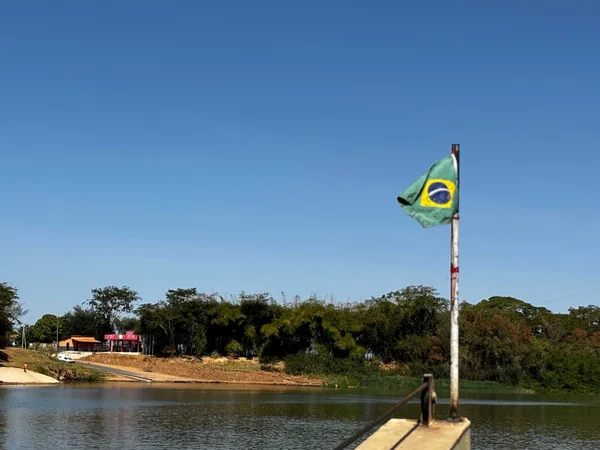 Governo de Minas emite ordem de início das obras de construção da ponte que liga Manga a Matias Cardoso