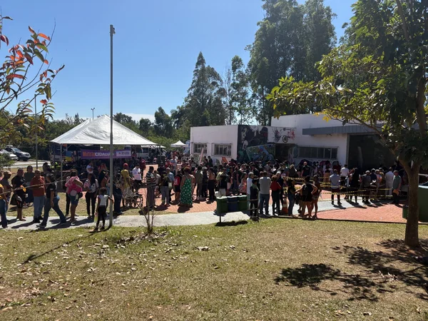 Governo de Minas realiza ação com atendimento gratuito e oferta de diversos serviços essenciais à população