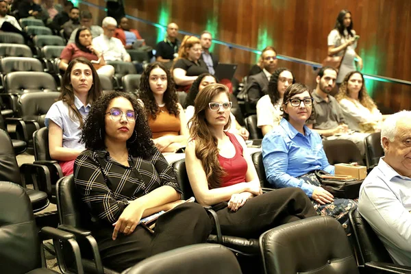 Minas encerra série de debates preparatórios para a COP30 e reforça protagonismo na agenda climática