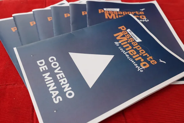 Governo de Minas realiza entregas da Educação em Sabará