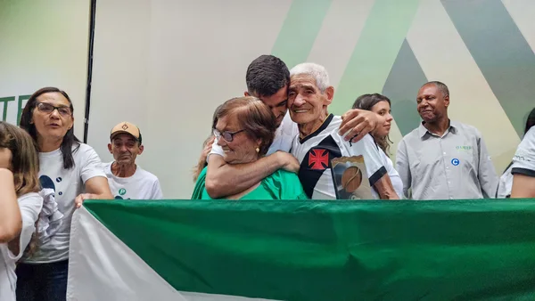 Concursos de café triplicam valor de grãos premiados e transformam a renda de famílias em Minas Gerais