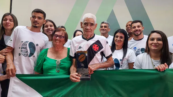 Concursos de café triplicam valor de grãos premiados e transformam a renda de famílias em Minas Gerais
