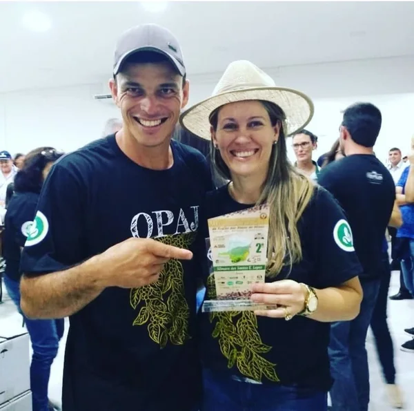 Concursos de café triplicam valor de grãos premiados e transformam a renda de famílias em Minas Gerais