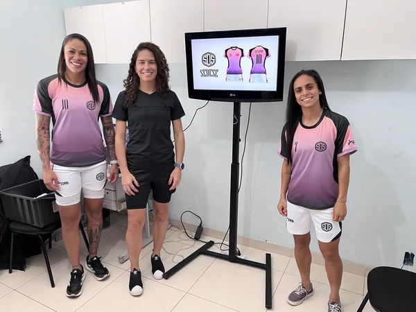Minas sai na frente com criação de uniformes exclusivos para o futebol feminino