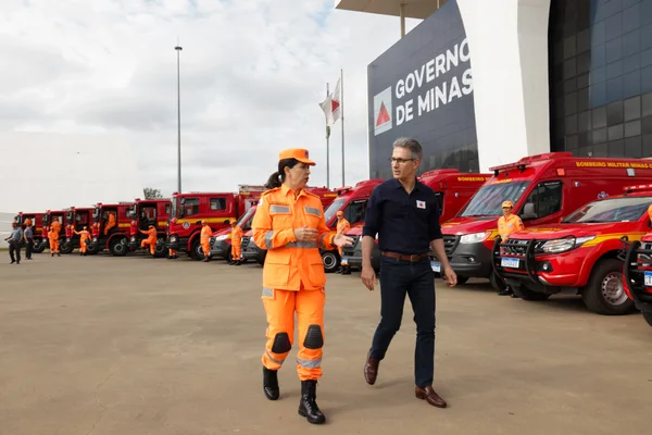 Governo de Minas entrega 18 novas viaturas ao Corpo de Bombeiros para reforçar atendimento operacional