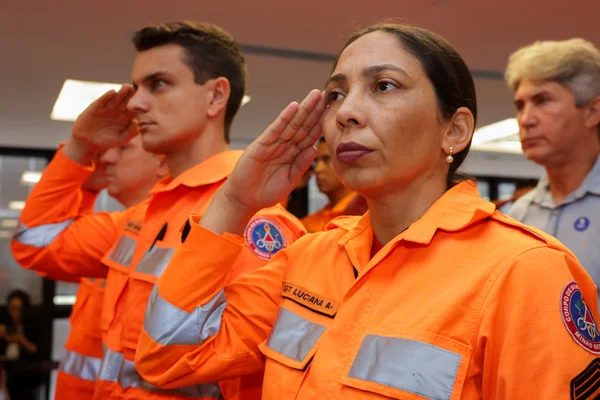Governo de Minas entrega 18 novas viaturas ao Corpo de Bombeiros para reforçar atendimento operacional