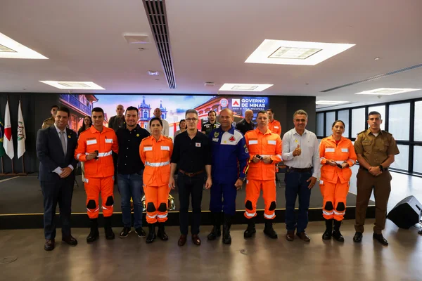 Governo de Minas entrega 18 novas viaturas ao Corpo de Bombeiros para reforçar atendimento operacional