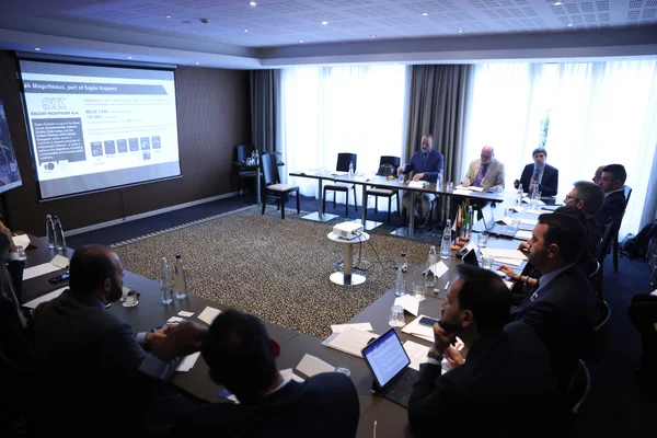 Em primeiro dia de missão internacional à Europa, governador se reúne com empresários, embaixadores e possíveis investidores