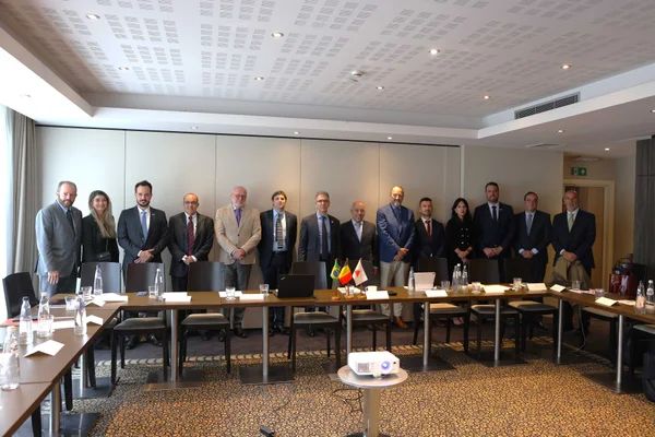 Em primeiro dia de missão internacional à Europa, governador se reúne com empresários, embaixadores e possíveis investidores