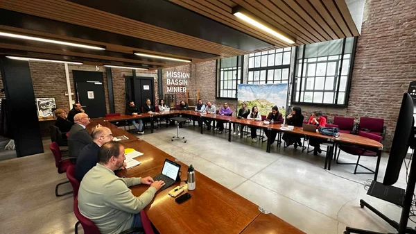 Em missão oficial na Europa, Governo de Minas conhece modelo francês de reconversão econômica pós-mineração