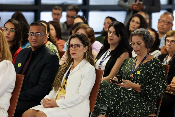 Governo de Minas anuncia Trilhas de Futuro – Jovens e Adultos para ampliar acesso à educação e qualificação profissional