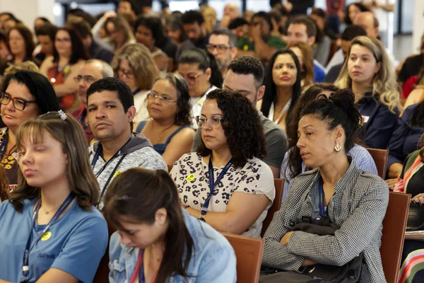 Governo de Minas anuncia Trilhas de Futuro – Jovens e Adultos para ampliar acesso à educação e qualificação profissional