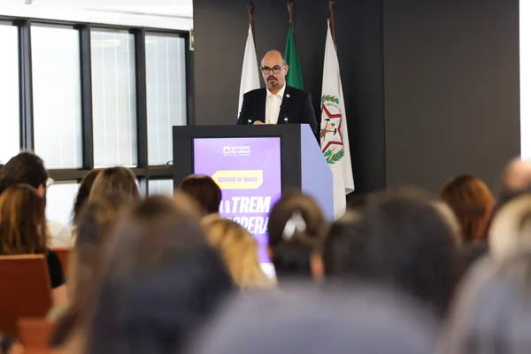 Governo de Minas anuncia Trilhas de Futuro – Jovens e Adultos para ampliar acesso à educação e qualificação profissional