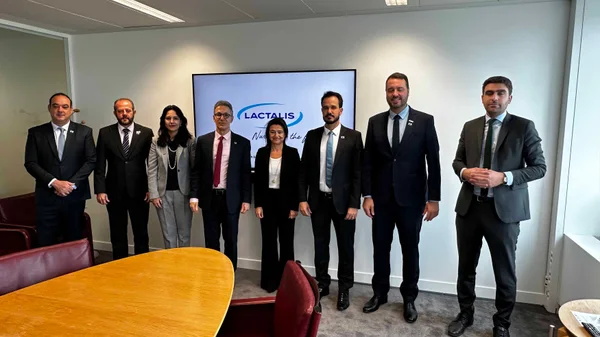 Na Europa, delegação do Estado discute ações voltadas à valorização do patrimônio cultural e natural de Minas Gerais e realiza reuniões bilaterais