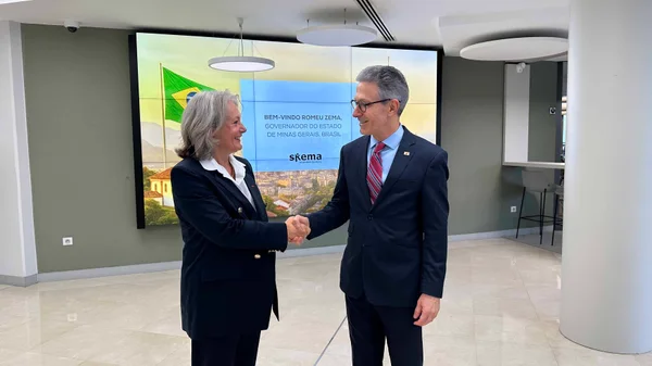 Em Paris, Governo de Minas estreita laços com universidade de negócios que deve ampliar atuação em Belo Horizonte