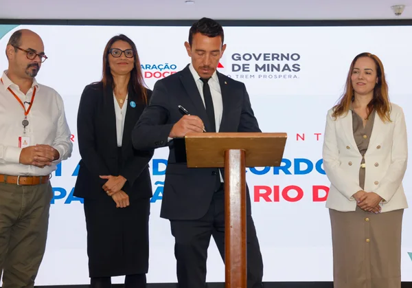 Obras, saneamento e duplicação da rodovia Ouro Preto-Mariana marcam um ano da assinatura do Acordo de Reparação do Rio Doce