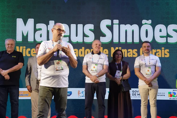 Governo de Minas participa de cerimônia de encerramento dos Jogos Escolares Brasileiros 2025 em Uberlândia