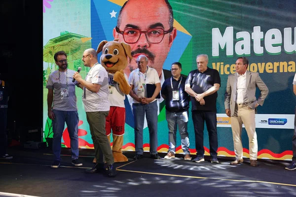 Governo de Minas participa de cerimônia de encerramento dos Jogos Escolares Brasileiros 2025 em Uberlândia