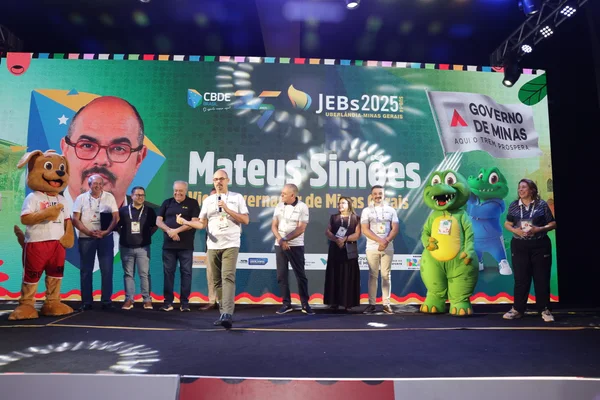 Governo de Minas participa de cerimônia de encerramento dos Jogos Escolares Brasileiros 2025 em Uberlândia