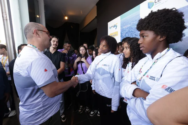 Governo de Minas participa de cerimônia de encerramento dos Jogos Escolares Brasileiros 2025 em Uberlândia