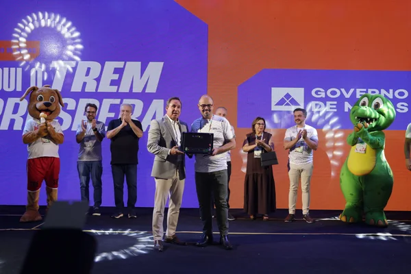 Governo de Minas participa de cerimônia de encerramento dos Jogos Escolares Brasileiros 2025 em Uberlândia