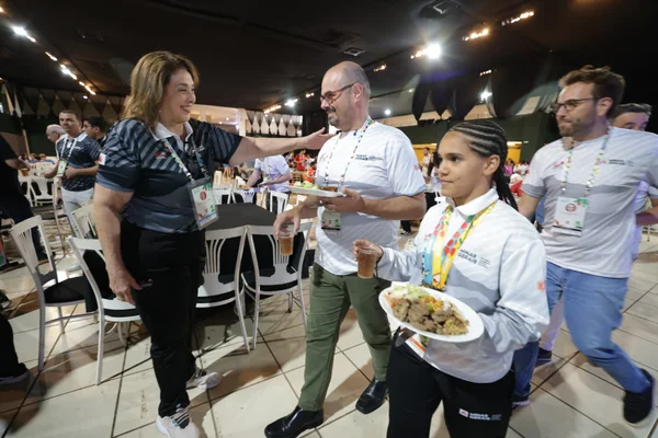 Governo de Minas participa de cerimônia de encerramento dos Jogos Escolares Brasileiros 2025 em Uberlândia