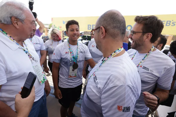 Governo de Minas participa de cerimônia de encerramento dos Jogos Escolares Brasileiros 2025 em Uberlândia