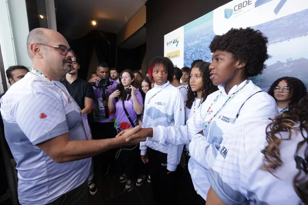 Governo de Minas participa de cerimônia de encerramento dos Jogos Escolares Brasileiros 2025 em Uberlândia