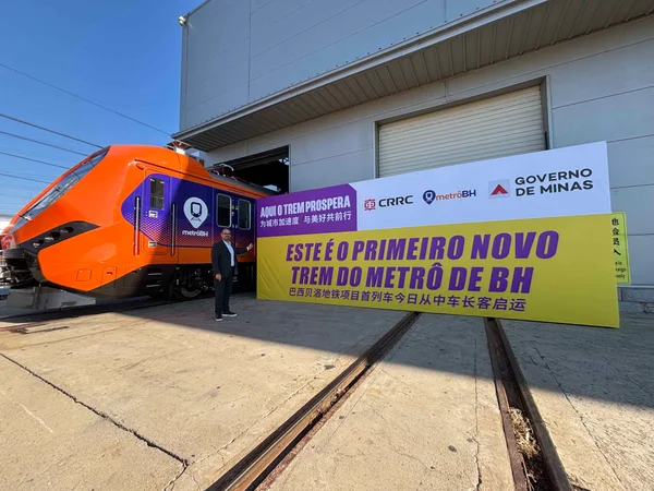 Na China, vice-governador acompanha embarque do primeiro dos novos trens do Metrô da RMBH