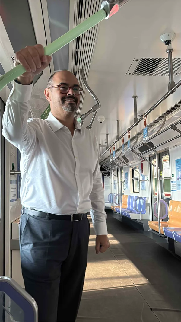 Na China, vice-governador acompanha embarque do primeiro dos novos trens do Metrô da RMBH