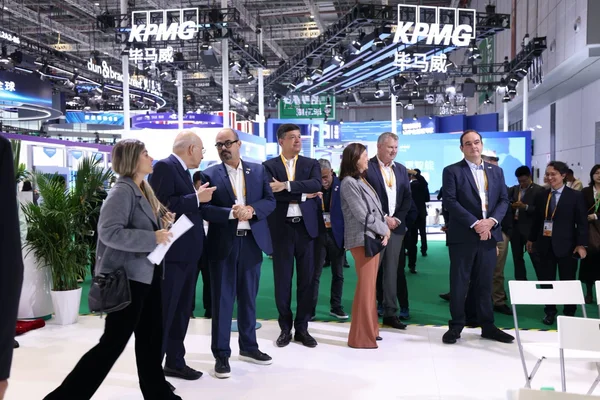 Comitiva do Governo de Minas visita maior feira de importação da China