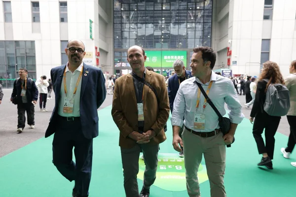 Comitiva do Governo de Minas visita maior feira de importação da China