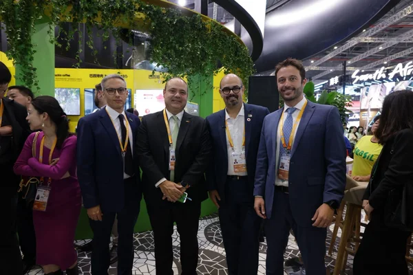 Comitiva do Governo de Minas visita maior feira de importação da China