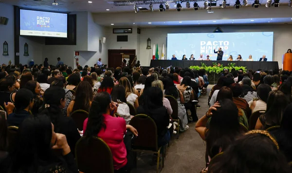 Governo de Minas inicia Ciclo Formativo do Pacto pela Alfabetização com foco na formação de mais de 30 mil educadores
