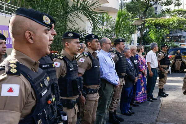 Governo de Minas lança Operação Natalina 2025 com 5 mil policiais adicionais e campanha antifurtos