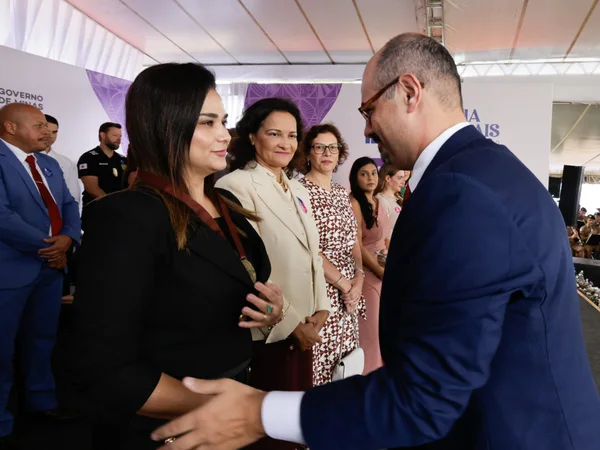 Governo de Minas entrega Medalha dos Gerais a personalidades que contribuem para o desenvolvimento do Norte do estado