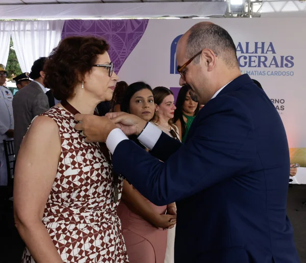 Governo de Minas entrega Medalha dos Gerais a personalidades que contribuem para o desenvolvimento do Norte do estado