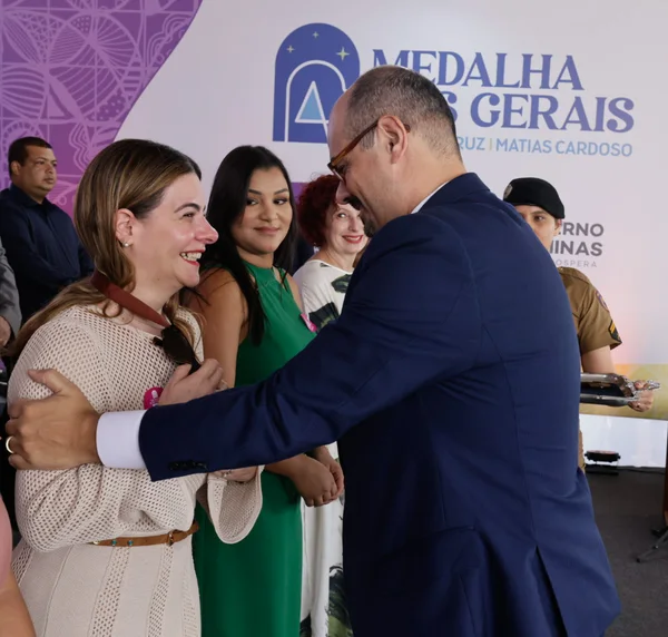 Governo de Minas entrega Medalha dos Gerais a personalidades que contribuem para o desenvolvimento do Norte do estado