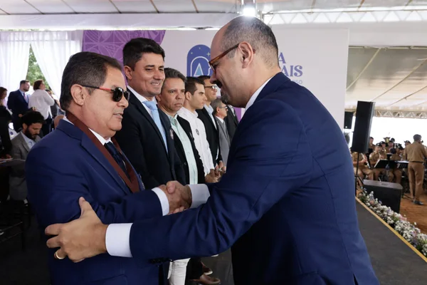 Governo de Minas entrega Medalha dos Gerais a personalidades que contribuem para o desenvolvimento do Norte do estado
