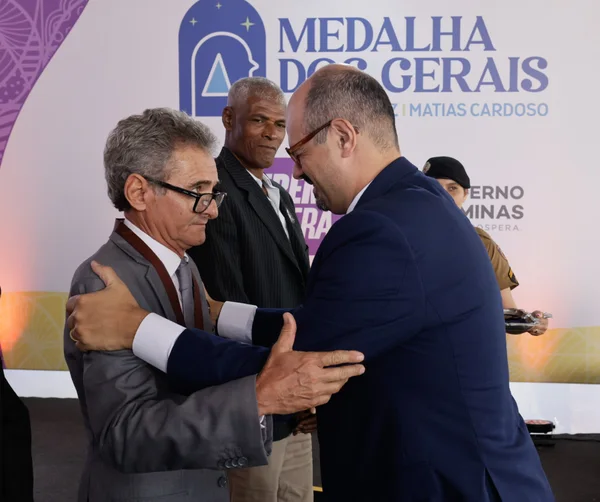 Governo de Minas entrega Medalha dos Gerais a personalidades que contribuem para o desenvolvimento do Norte do estado