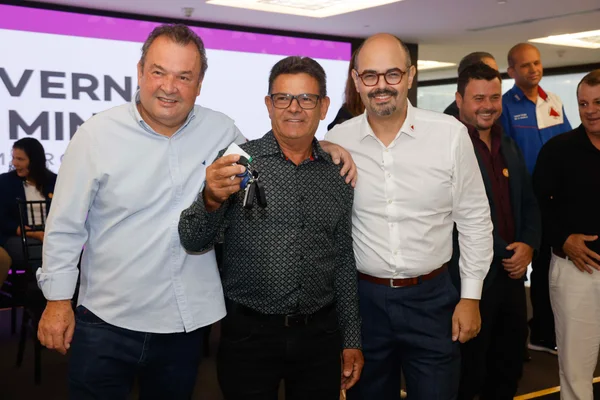 Governo de Minas entrega equipamentos de infraestrutura rural a 38 municípios atingidos pelo rompimento da Barragem de Fundão, em Mariana