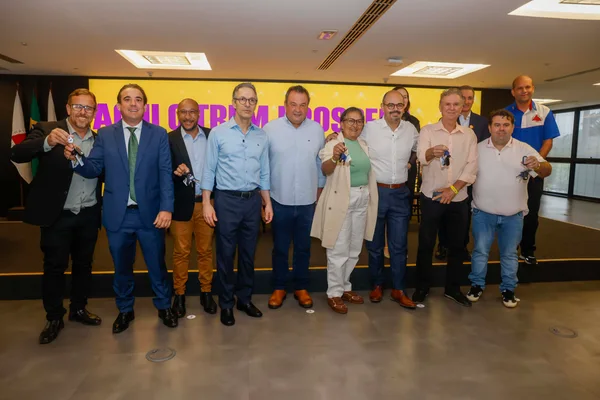 Governo de Minas entrega equipamentos de infraestrutura rural a 38 municípios atingidos pelo rompimento da Barragem de Fundão, em Mariana