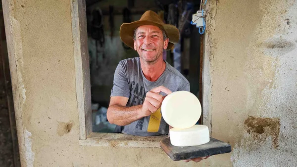 Minas Gerais é eleito um dos melhores destinos gastronômicos do mundo em 2026 pela Condé Nast Traveler