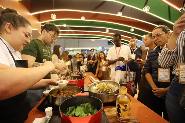 Minas Gerais é eleito um dos melhores destinos gastronômicos do mundo em 2026 pela Condé Nast Traveler