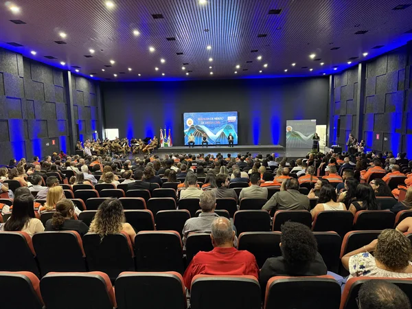 Governo de Minas homenageia personalidades e instituições com a Medalha de Defesa Civil