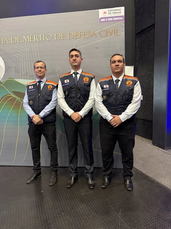 Governo de Minas homenageia personalidades e instituições com a Medalha de Defesa Civil