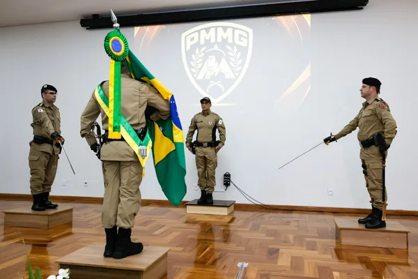 Governo de Minas acompanha passagem de comando da 14ª Região de Polícia Militar, em Curvelo