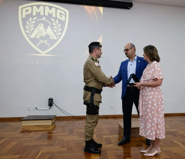 Governo de Minas acompanha passagem de comando da 14ª Região de Polícia Militar, em Curvelo