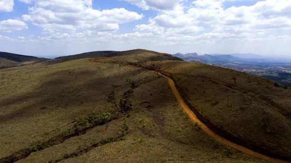 Parque Estadual da Serra do Rola-Moça se consolida como destino de férias de verão na Grande BH