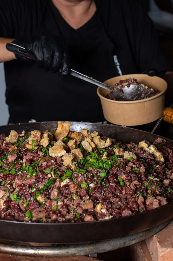 Feijão tropeiro entra em ranking internacional e projeta a cozinha mineira no cenário global